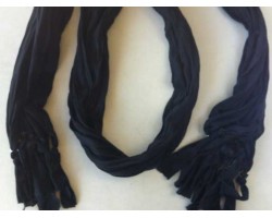Black 5' Scarf With 6 Pieces