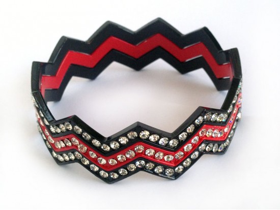 Black & Red Crystal Chevron 3 Band Bangle Bracelet
