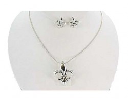 Silver Plate Fleur De Lis Pendant Necklace Set