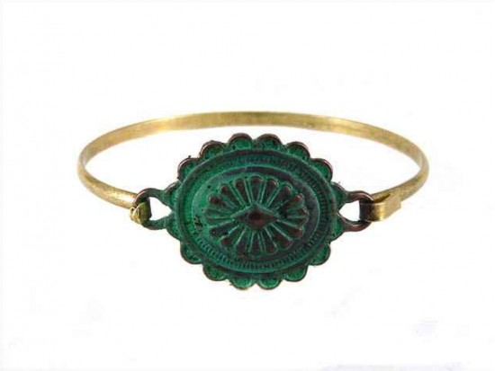 Patina Concho Hook Style Wire Bracelet