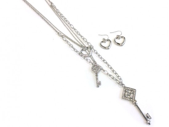 Silver Crystal Keys Heart Chain Necklace Silver Crystal Keys Heart Chain Necklace