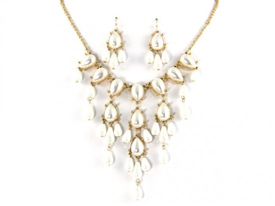 12mm Pearl Teardrop Bubble Necklace with Gold Chain 12mm Pearl Teardrop Bubble Necklace with Gold Chain