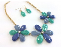 Blue Flower Gold Sparkle Chian Necklace Set