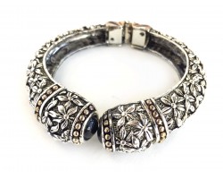 Silver Flower Pattern Hinge Bangle
