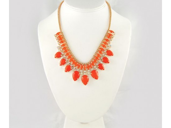 Hyacinth Tiered Teardrop Box Link Necklace Set