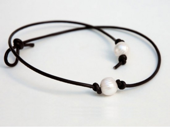 Single Pearl on Knotted Leather Necklace