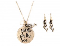 Gold Made For The Sea Necklace Set