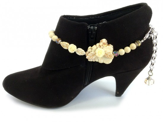 Fossil Magnesite Carved Leaves Flower Shoe Jewelry