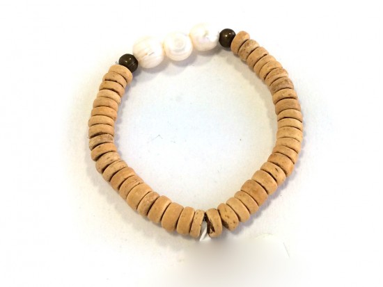 Fresh Water Pearls 12mm Coconut Heshi Bracelet Fresh Water Pearls 12mm Coconut Heshi Bracelet