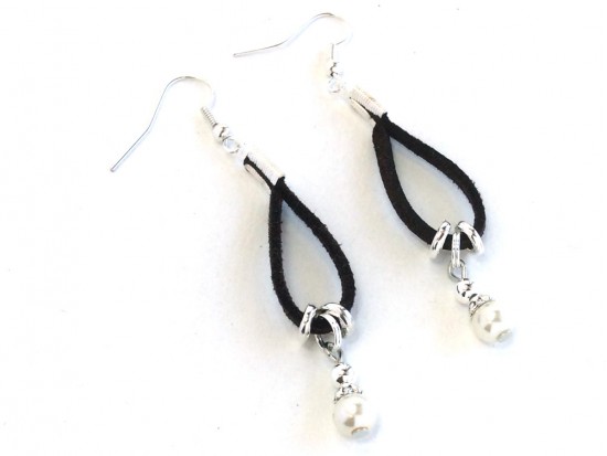 Pearl Black Leather Loop Earrings Pearl Black Leather Loop Earrings