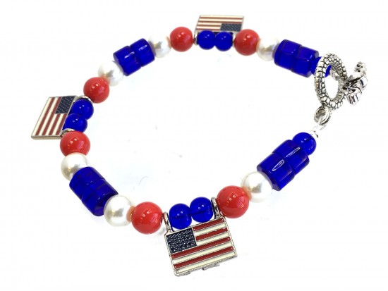 USA Flag Beaded Charm Stretch Toggle Bracelet